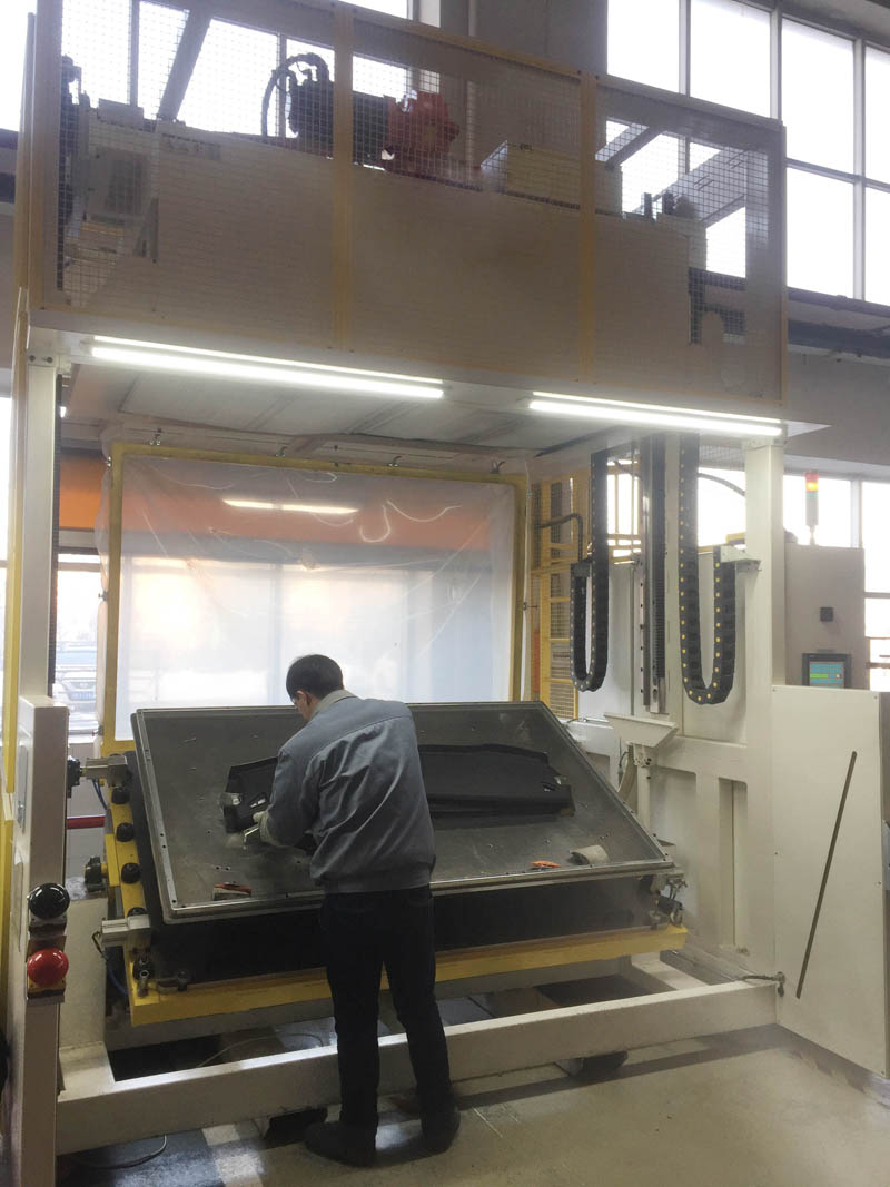 大型仪表板高温仪表活化机